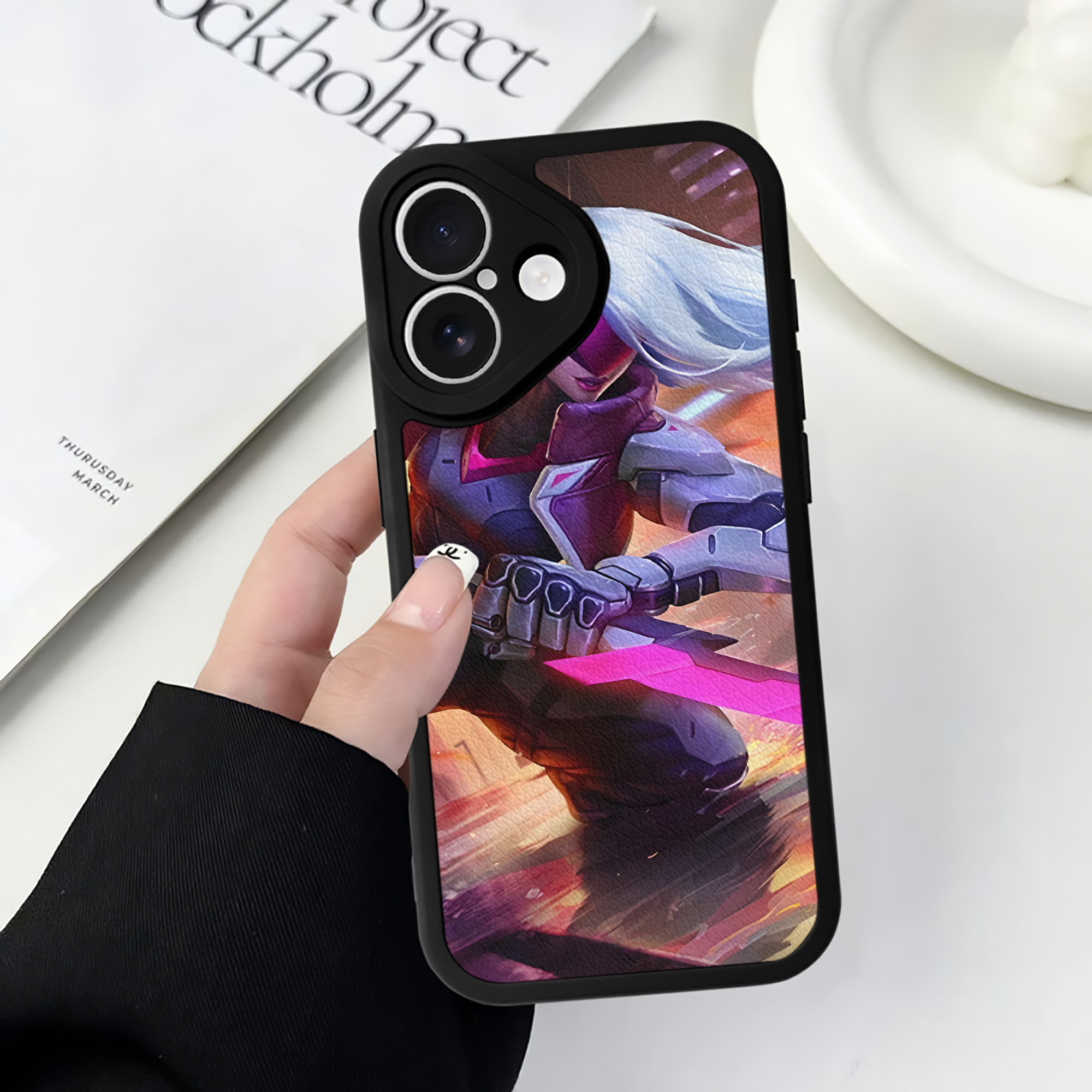 リーグ・オブ・レジェンド League of Legends LOL 【iPhone 16シリーズ対応】シリコンスマホケース（レザー調） 材質：シリコン